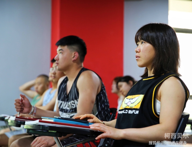 蜜臀2区探索蜜臀2区，健身新趋势背后的科学原理与实用指南