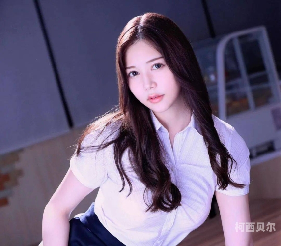 久久人妻精品无码一区二区，揭秘网络社交新风尚文章标题久久人妻精品无码一区二区三区漫画