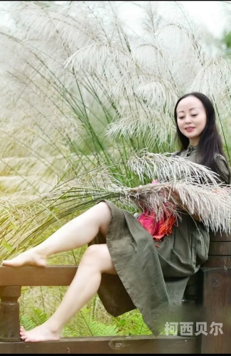 特黄熟女人，魅力与健康的完美结合熟女的意思是