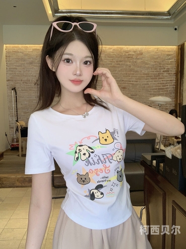 性肥妇BwBw性肥妇，网络热议背后的新闻故事