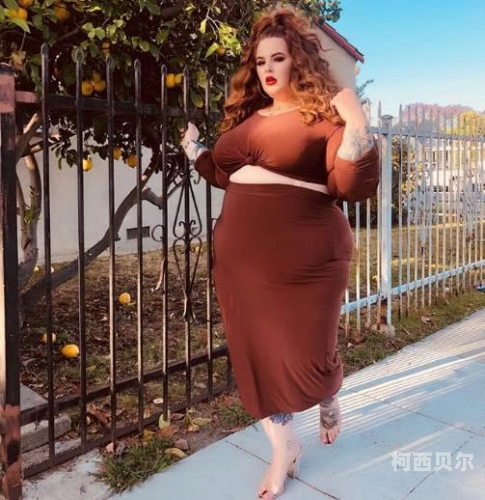 欧美另类人妻变态重口新闻